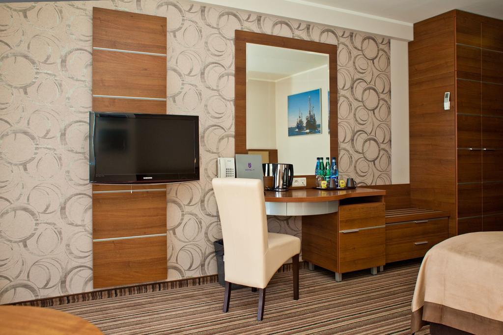 Hotel 77 Restauracja Spa 3*